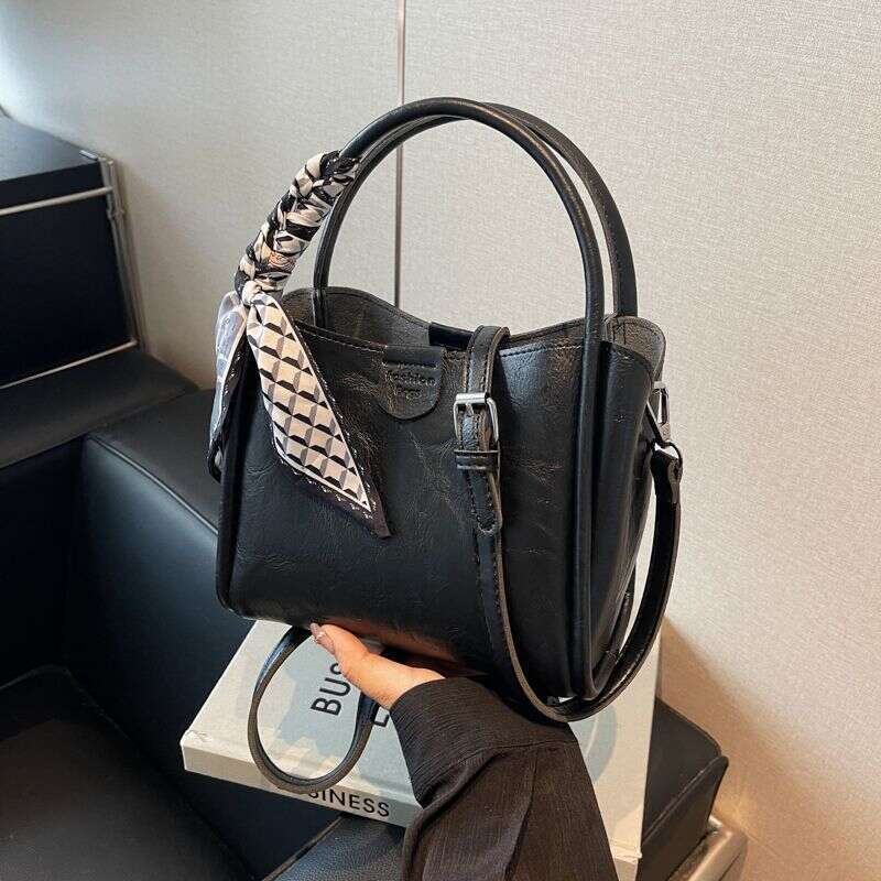 Handbag Women 2025 Spring Summer New Forest Style Ins Shoulder Versatile Crossbody Bucket Bag for Going Out