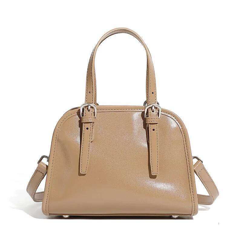 Designer Bags New Lady Solid Color Real Cowhide Leather Bowling Handbag Women Versatile Commuting Small Exquisite Portable Shoulder Bags Luxury Bag