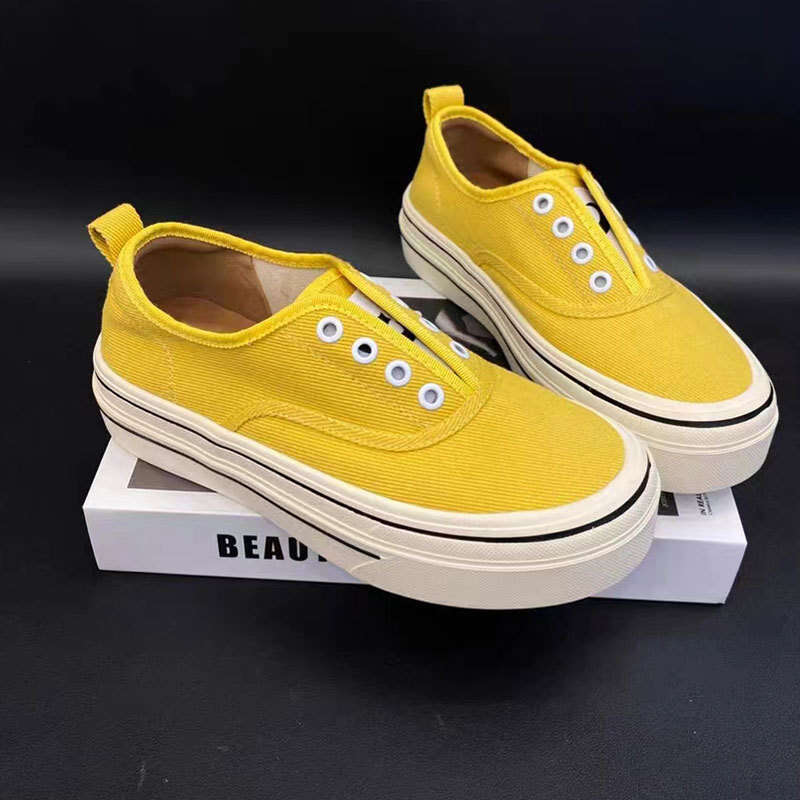 2025 New Spring Summer Thick Sole Elastic Slip-On Canvas for Women Breathable Casual Height Increasing White Sneakers Board Shoes