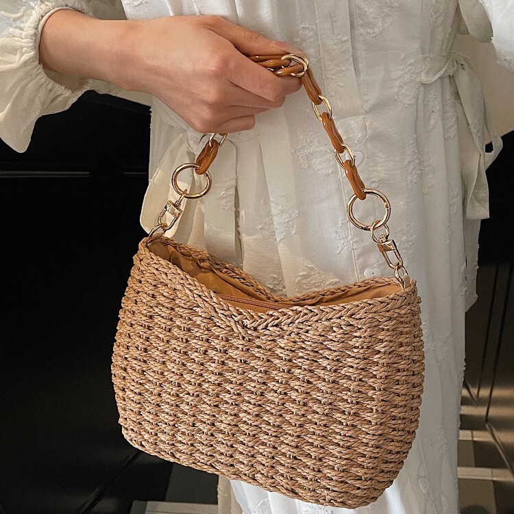 Autumn New Women s Shoulder Bag New Women s Woven Straw Bucket Bag Niche Chain Design Handbag Autumn New Designer Bag New Women s Crossbody Bag
