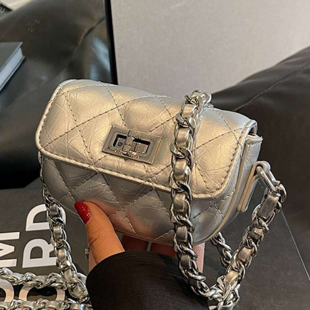 Designer Quilted Embroidery 2025 New Women's Summer Trendy Chain Crossbody Super Popular Mini Small Bags Square Bag