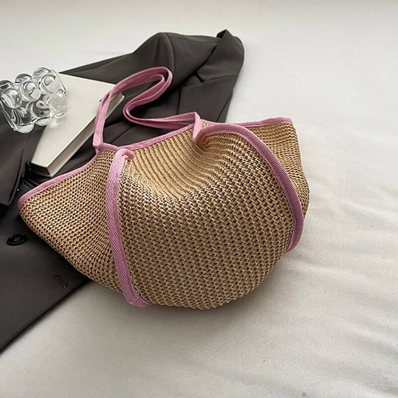 Autumn New Women s Crossbody Bag Fashionable Large Capacity Woven Shoulder Bag Grass Woven Beach Bag Women s Casual Handbag Autumn New Designer Bag