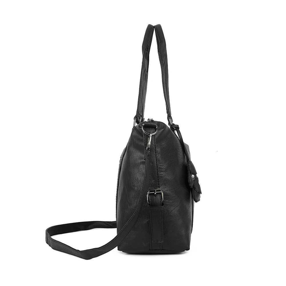Large Capacity Black Shoulder Bags For Women Large Shopper Bag Solid Color Soft Leather Crossbody Handbag Lady Travel Tote Bag Y250819