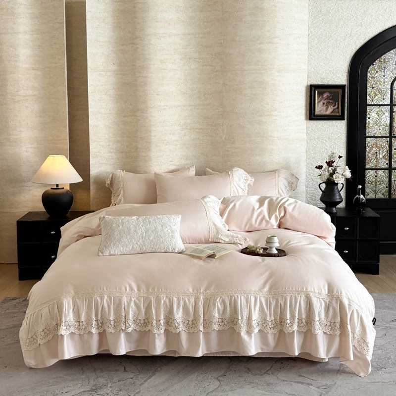 600TC Egyptian Cotton Romantic Lace Ruffles Princess Bedding Set Queen King Size Duvet Cover Flat/Fitted Sheet cases 4Pcs Y250819