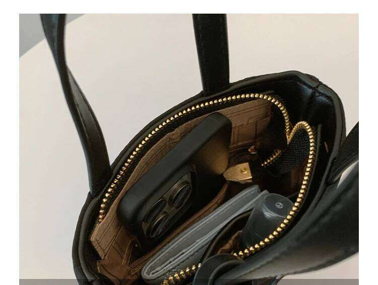 Designer Bags Beibao 2024 New Versatile Solid Color Cross Shoulder For Women's Casual Fashion Ins Style Oxford Cloth Handbag Luxury Bag