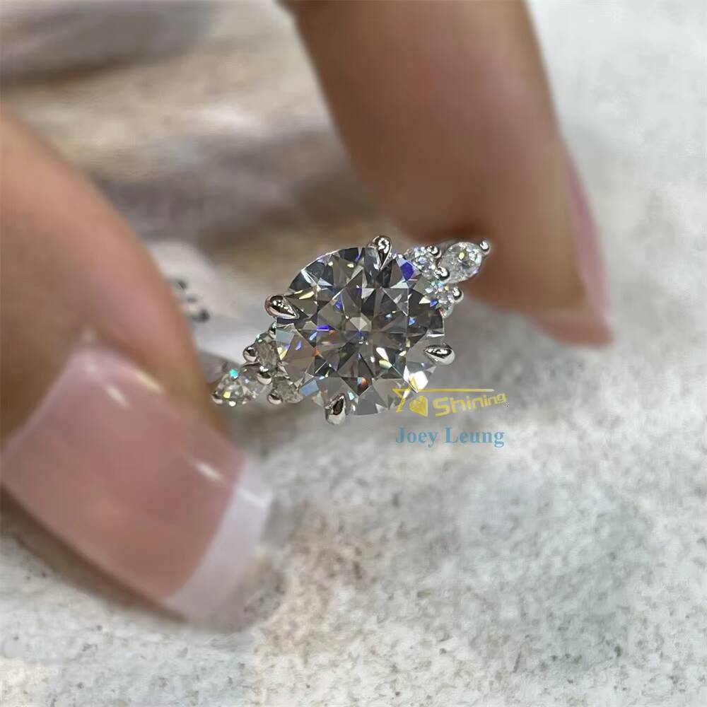 Women Moissanite Diamond Jewelry Solid Gold Silver Trendy Moissanite Wedding Ring Round Brilliant Cut Moissanite Wedding Ring