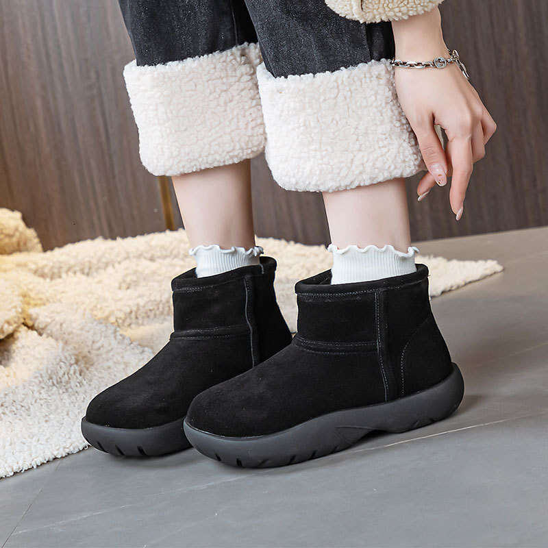 Northeast for 2024 Winter New Style Bread Snow Women Waterproof Zero Degree 40 Thick Sole Short Boots