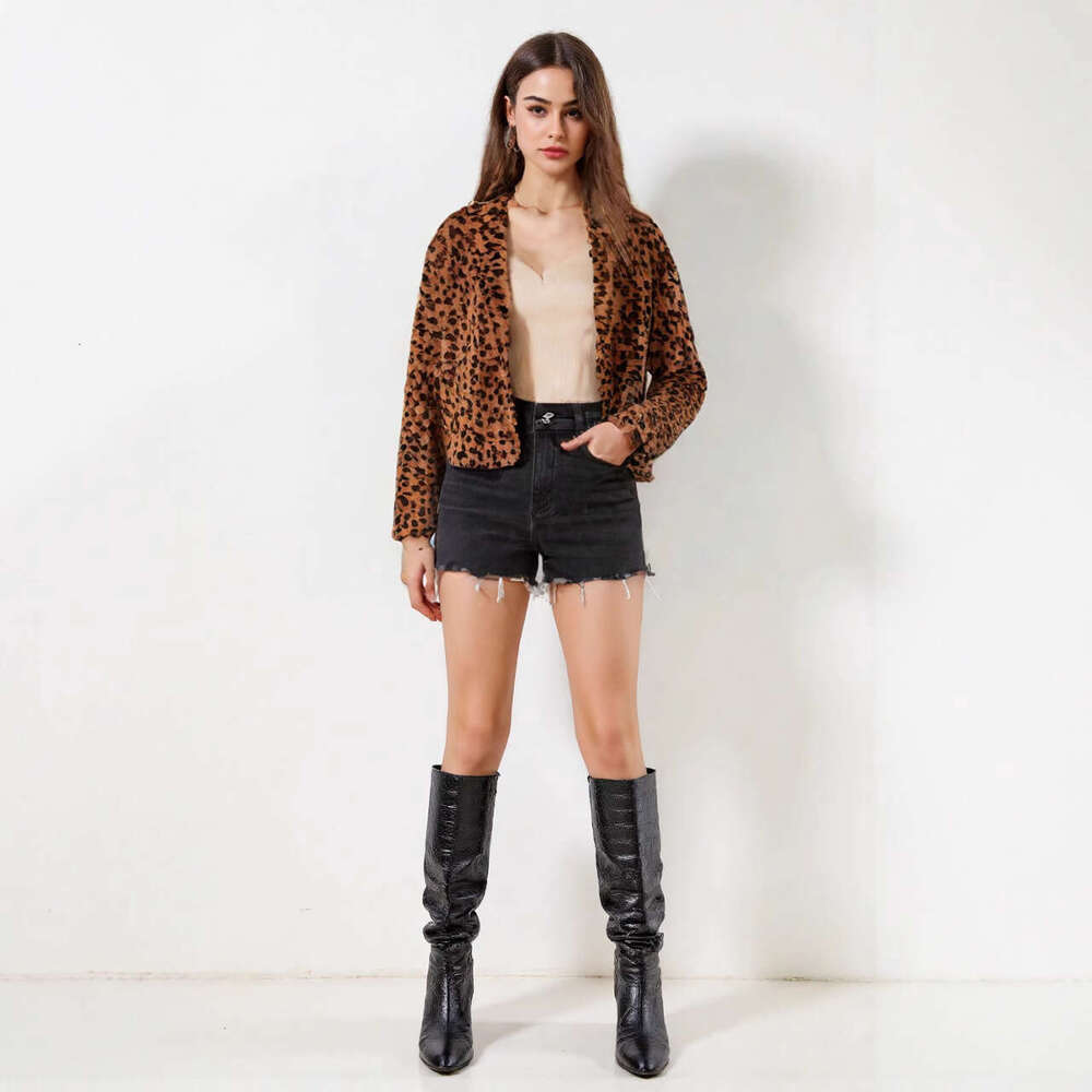Elegant imitation rabbit fur leopard print fur coat short, thick and warm