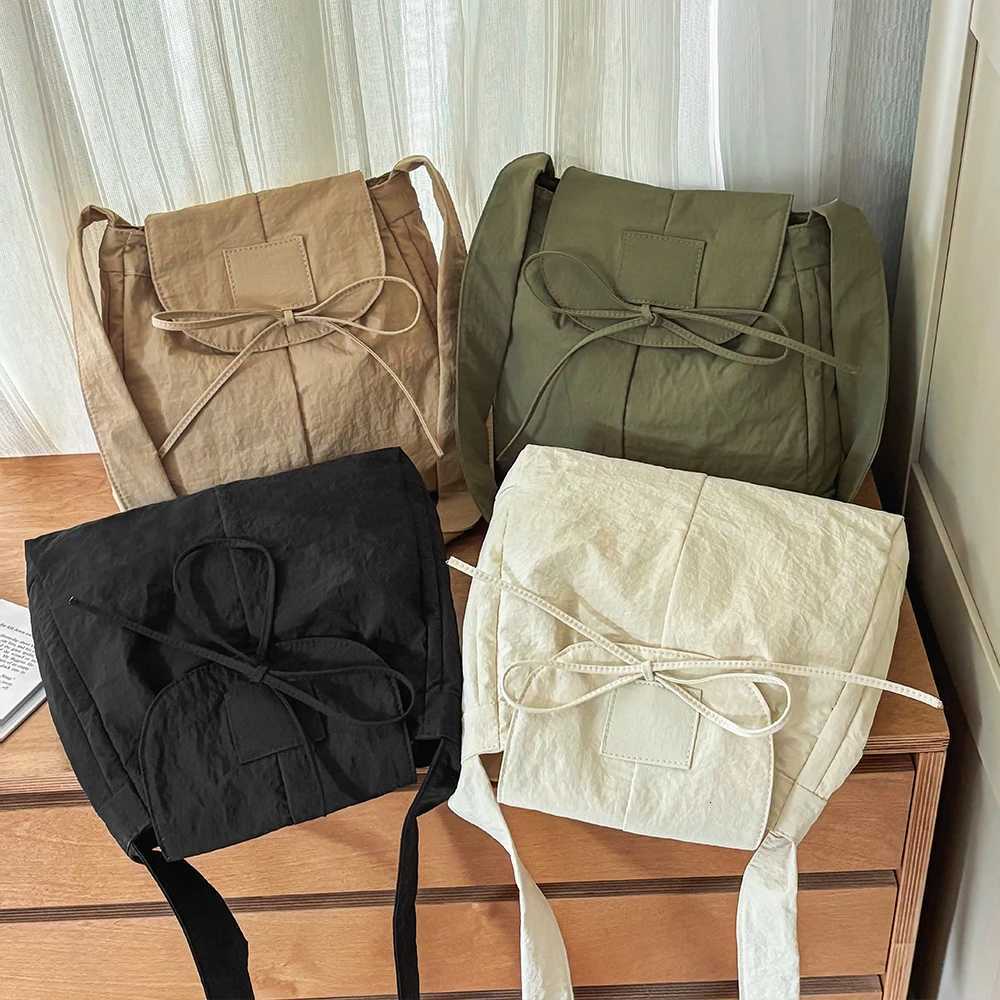 Flip Nylon Bag Daily Commuting Large Capacity Crossbody Bag New Casual Student Class Shoulder Bag Y250819