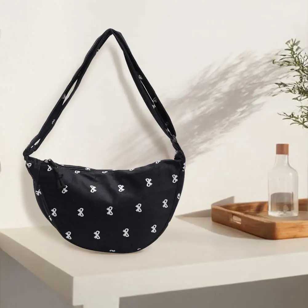 Crossbody Bag for Women Half Moon Shape Shoulder Bag Canvas Adjustable Strap Hobo Bag Small Sling Bag for Travel Shopping Y250819
