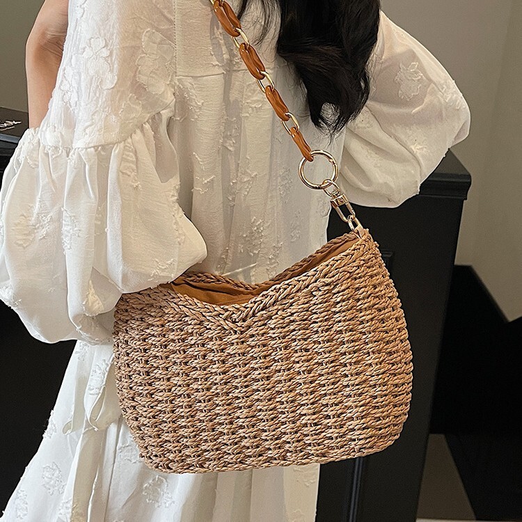 Autumn New Women s Shoulder Bag New Women s Woven Straw Bucket Bag Niche Chain Design Handbag Autumn New Designer Bag New Women s Crossbody Bag