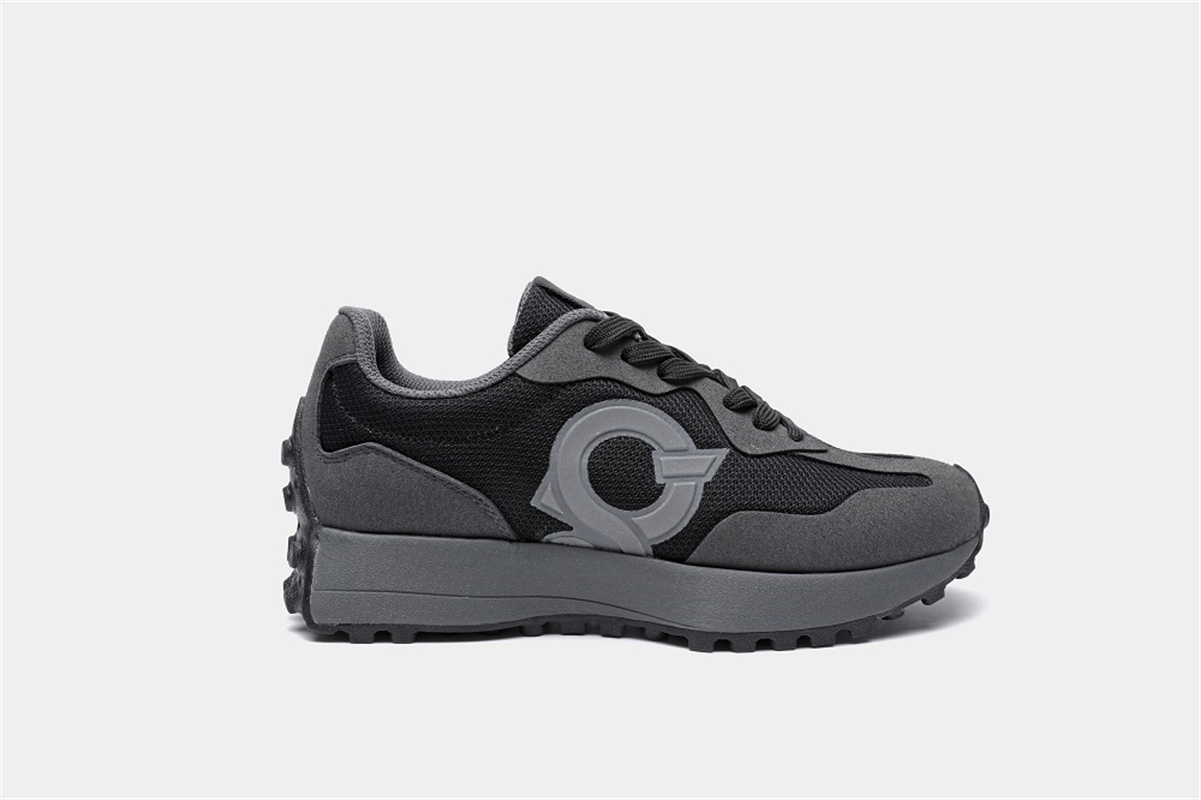 new free shipping designer Running Shoes high quality outdoor trainer casual breathable platform classic sport shoes for woman and men black white