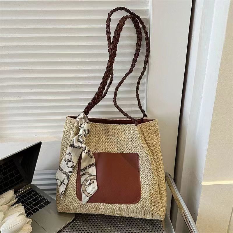 Designer bags for autumn 2025 women's shoulder bags daily style bags women's crossbody bags casual style bags designer shoulder bags trendy 