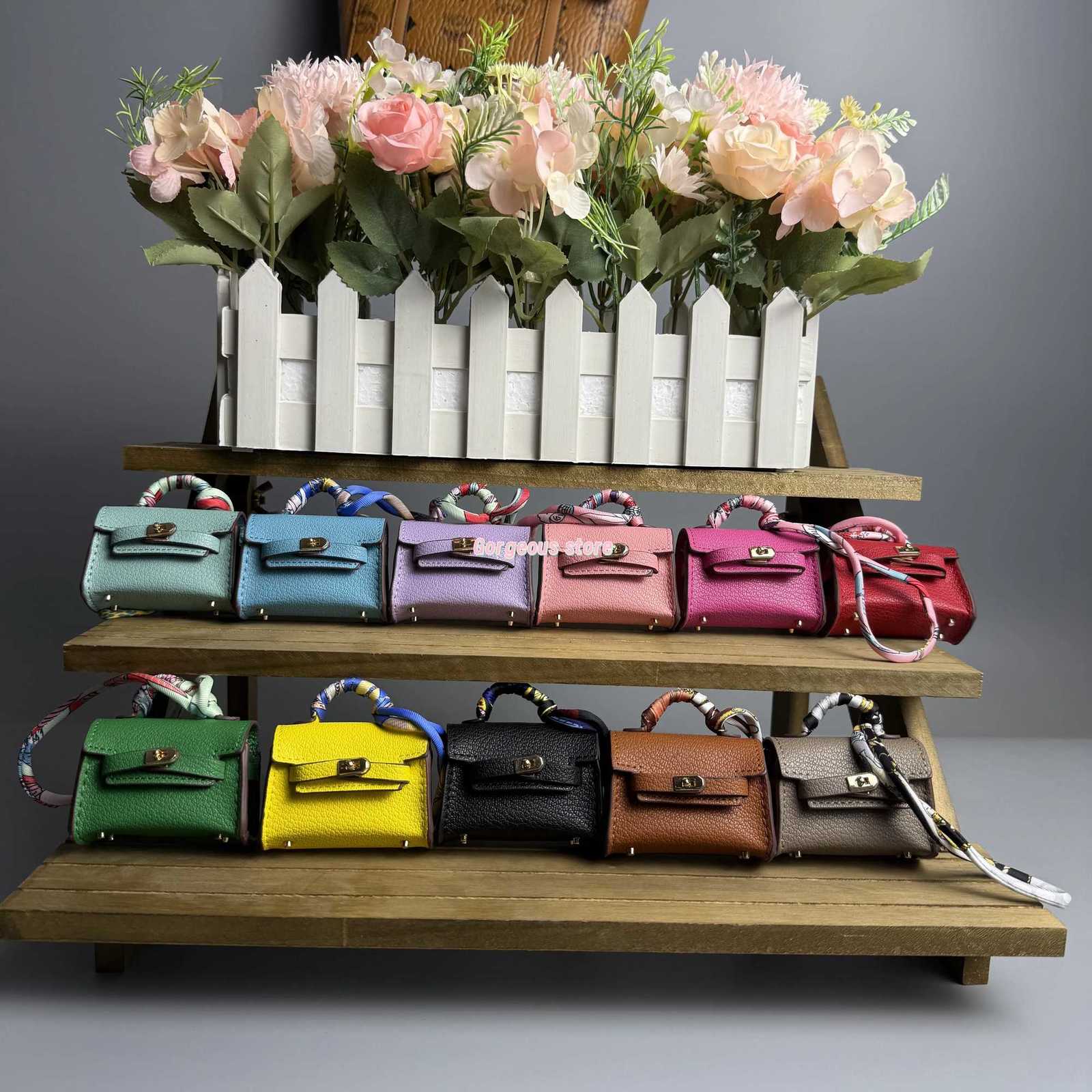 Super Link Mini Long Style Crocodile Pattern Bag Pendant Car Keychain Gift Female Exquisite Creative Earphone Cute Bag Pendant XJ250820