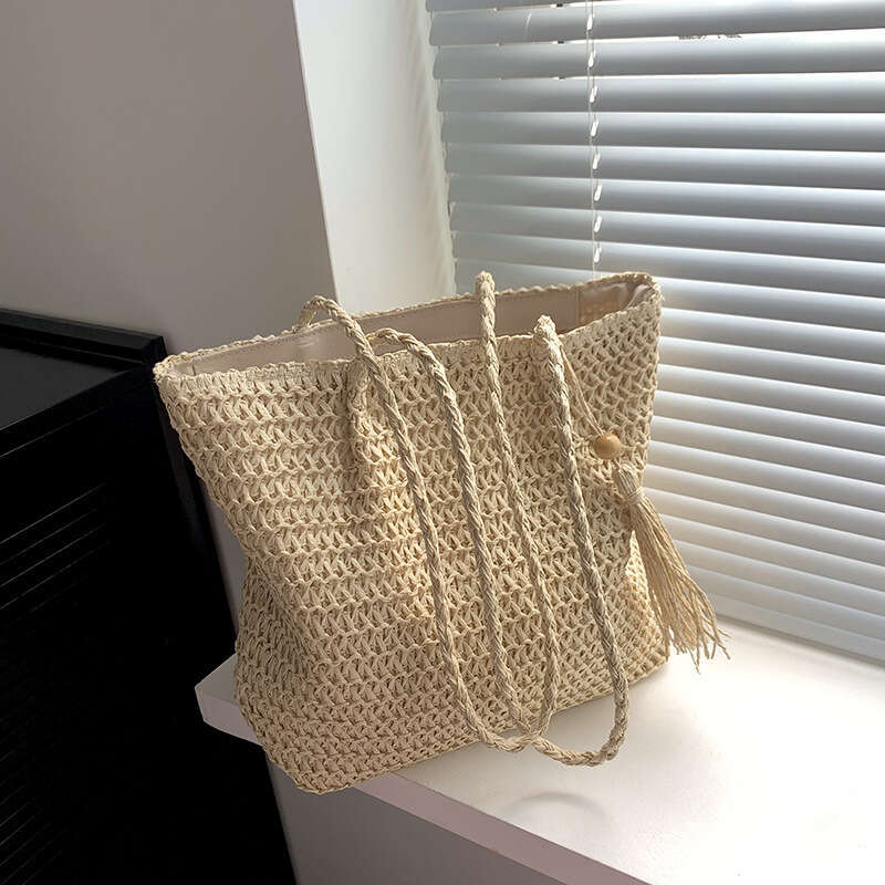 Vacation Beach Casual Woven 2025 New Designer Fashion Large Capacity Bags Straw Niche Simple Shoulder Bag