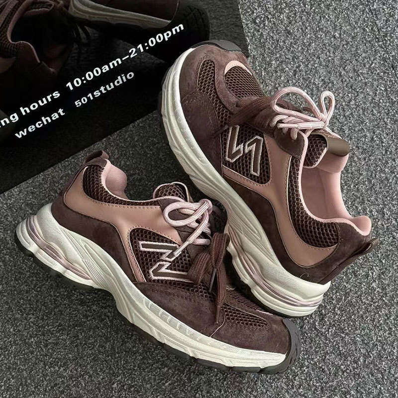 2025 Summer and Autumn Lace-Up Casual Low-Top Running Shoes Versatile Breathable Campus Scrubbed Dirty Sneakers for Women