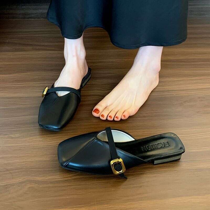 2025 Spring Summer New Versatile Soft Leather Mules Mary Jane Shoes French Style Closed Toe Half Slippers for Women Outdoor Wear