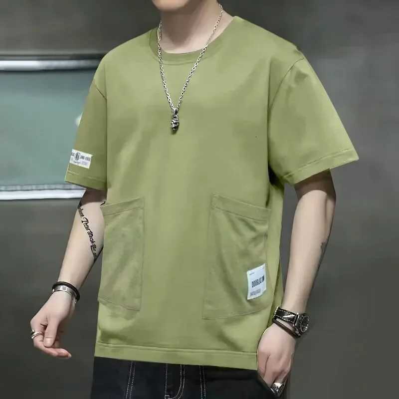 2025 New Mens Multi-pocket Short Sleeve T-shirts Casual Solid Color Round Neck Tshirt Summer Y2K Vintage Streetwear Tee Shirt Y250819