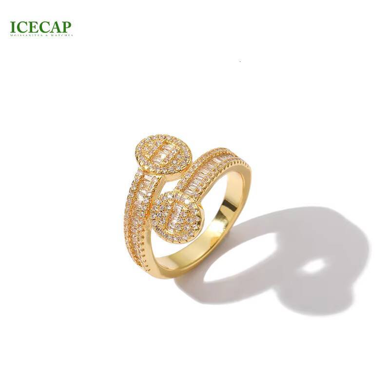 Custom Luxury Fashion Moissanite Rings Hip Hop Pop Jewelry Rings Vs Moissanite Engagement Rings for Men and Women