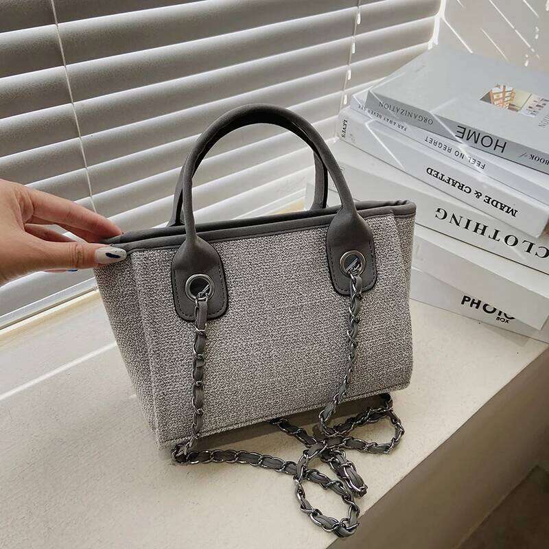 Women Tote Fashion Canvas Large Capacity Handbag Casual Chains Shoulder Bags Ladies Big Messenger Shopping Bag
