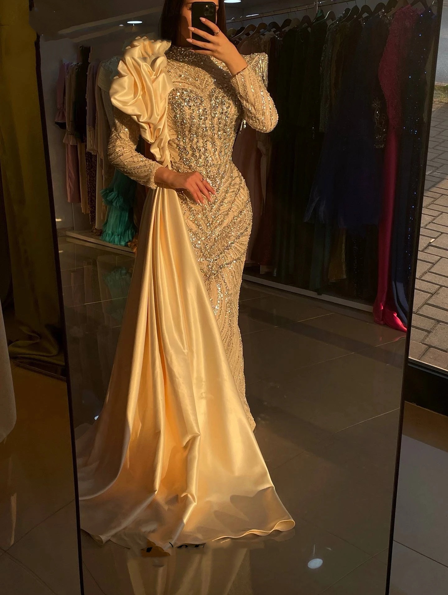 Vintage Mermaid Evening Dresses For Women High Collar Long Sleeves Gown Sequins Crystal Sweep Train Dress Party Customized Dress