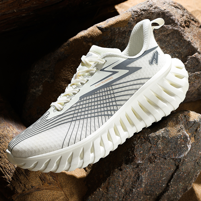 new free shipping designer Running Shoes outdoor trainer couple shoes Blade bottom shock absorption lightweight sport shoes for woman and men white gr