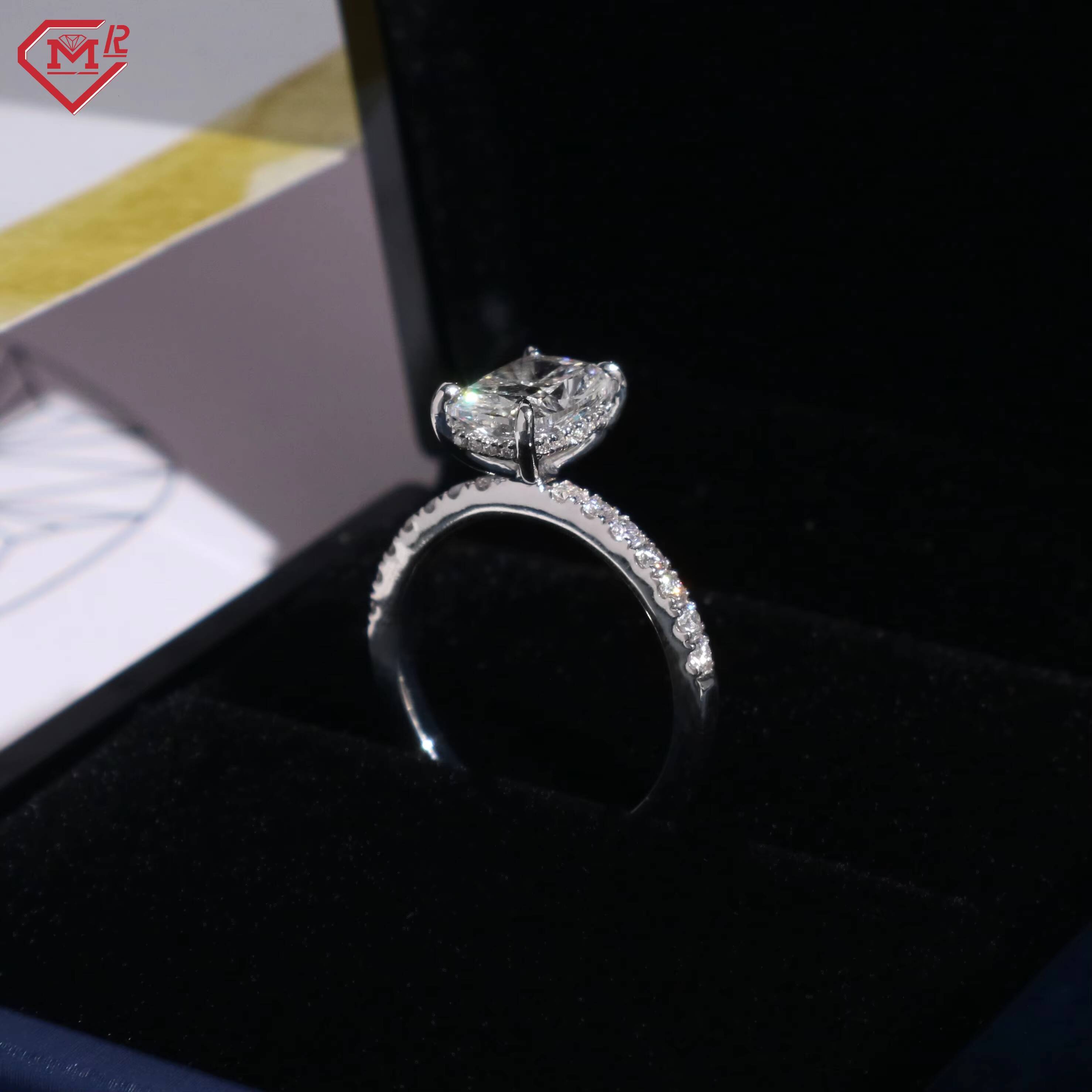 New Design Moissanite Engagement Ring 925 Silver Luxury Fully Iced Out Rectangle Shape Moissanite Ring