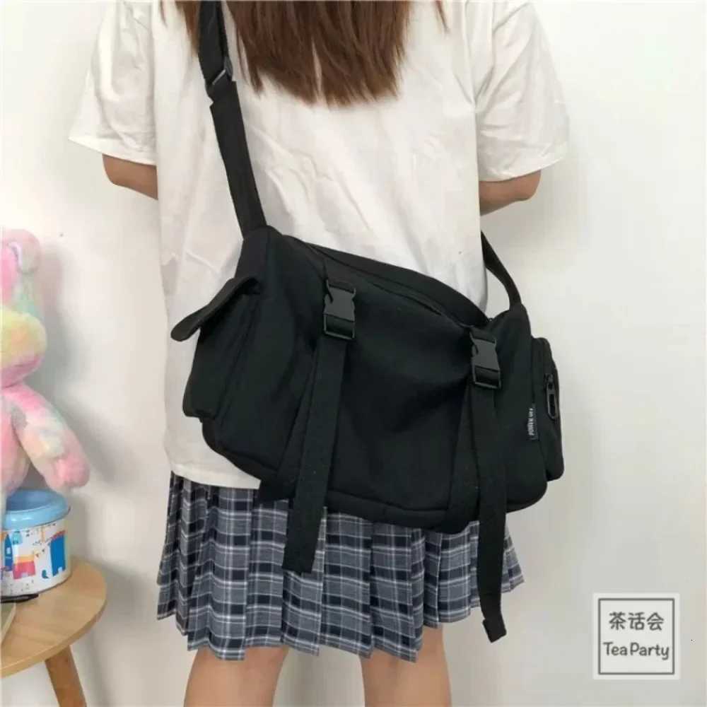 Japanese Harajuku Women Messenger Bag Solid Color Canvas Crossbody Bags Student Large Capacity Handbags Shoulder Bag Bolsos Sac Y250819
