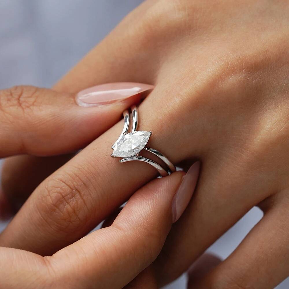 5x10mm Marquise Cut Moissanite Engagement Ring for Women V Shape Prong Ring Set Wedding Bands 925 Sterling Silver Jewelry Gift