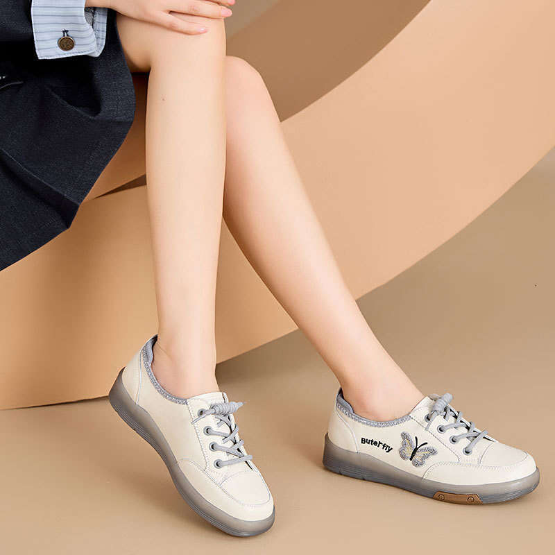 New Style White Sneakers Versatile Butterfly Embroidery Internet Celebrity Student Fashion Trendy Maternity Mom Slip-On Large Size Shoes
