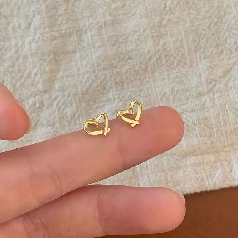 Gold-Plated Copper S Sier Needle Small Fragrance Gold Flower Pearl for Women Ins Style High-End Earrings Jewelry