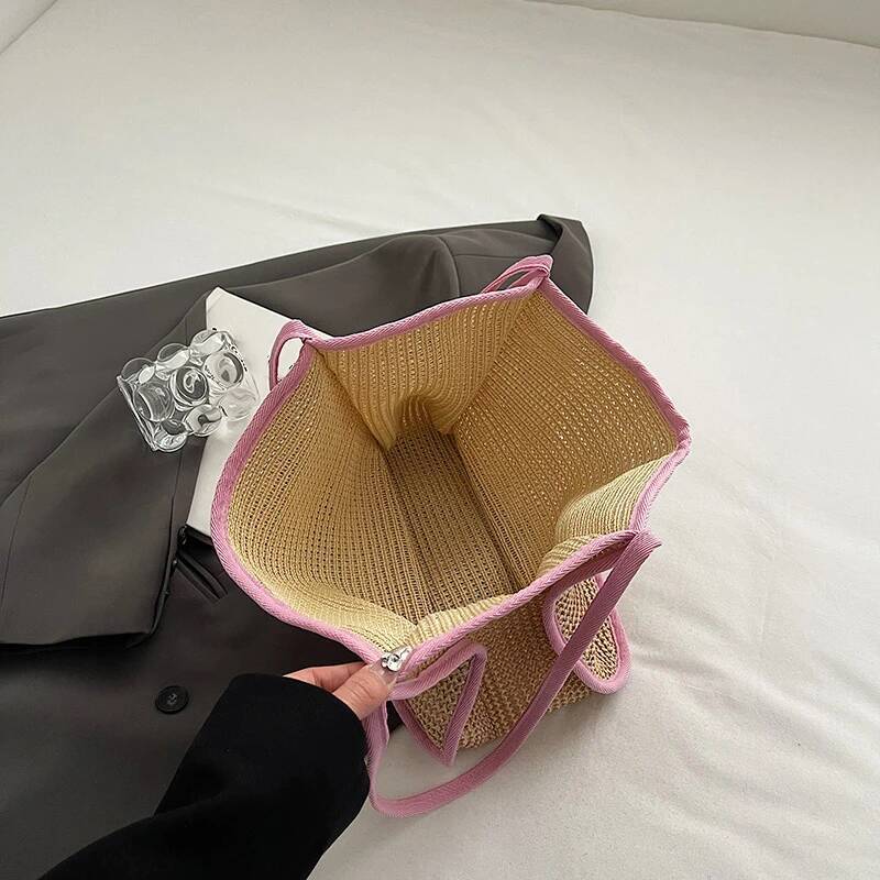 Autumn New Women s Crossbody Bag Fashionable Large Capacity Woven Shoulder Bag Grass Woven Beach Bag Women s Casual Handbag Autumn New Designer Bag