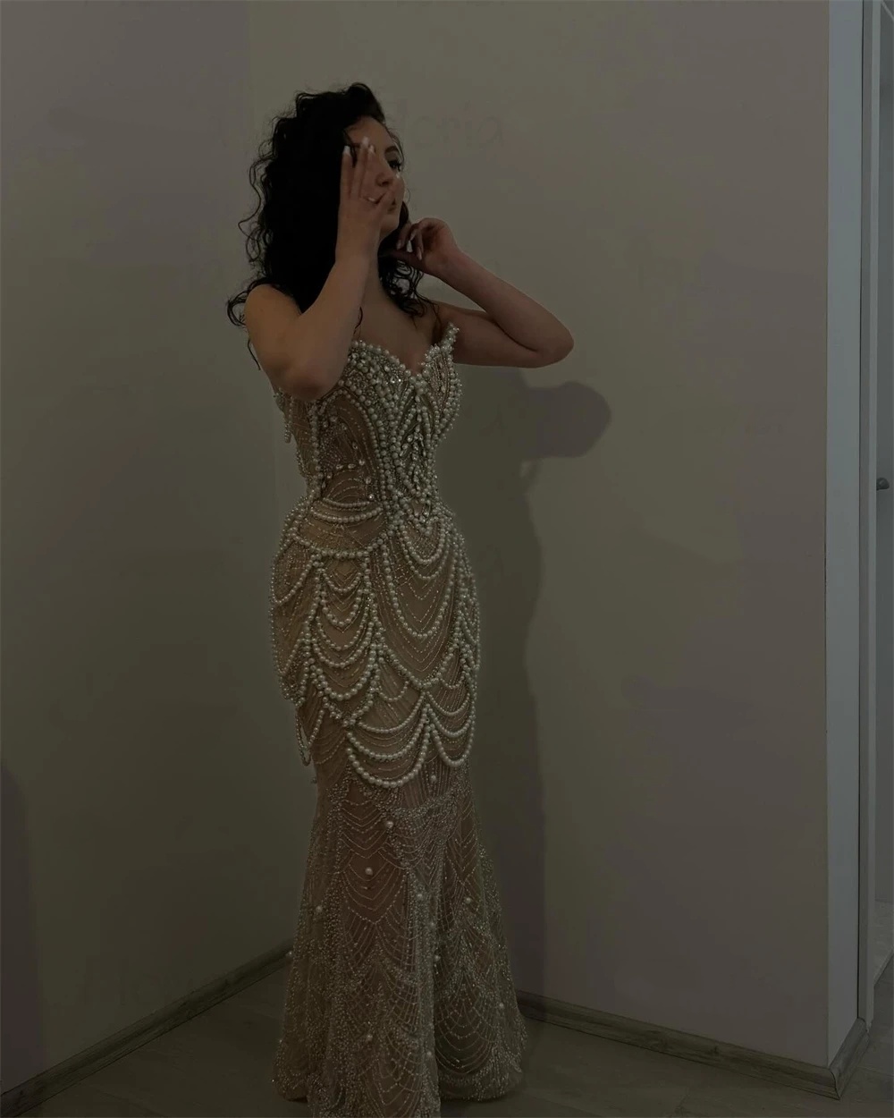 Elegant Pearls Evening Dresses Strapless Prom Gowns Sequins Rhinestone Princess Sleeveless Sweep Train Customized Vestidos De Noche Plus Size