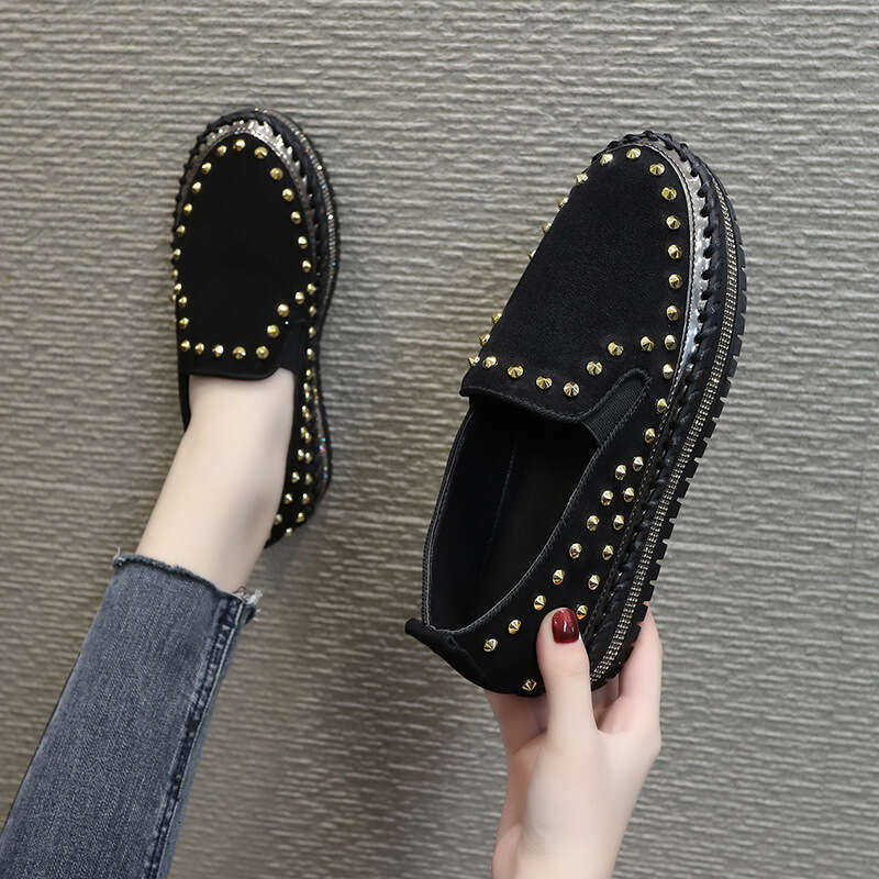 Plus Size Casual Single 2021 Spring and Autumn New Loafers Thick Bottom Flat Rivet fashion Women Shoes