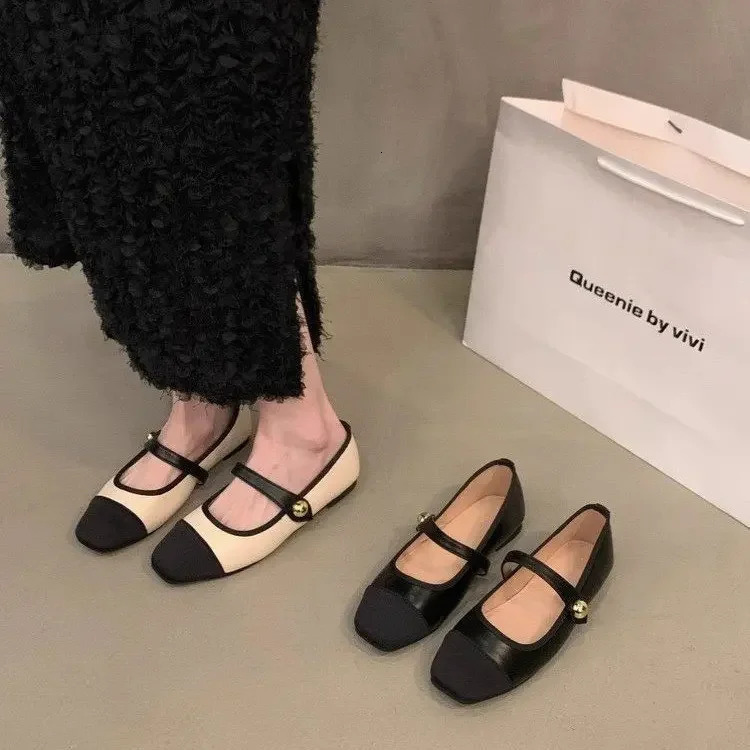 Women Flat Shoes Fashionable and Versatile Square Toe French Mary Jane Shoes Women New Summer Soft Soled Beanie Shoes 250820