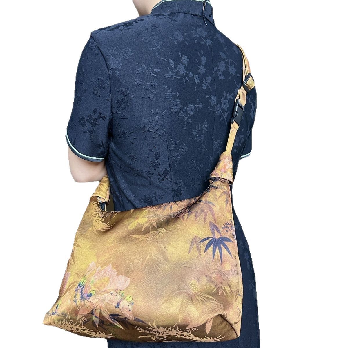 Autumn 2025 auspicious cloud silk crescent shaped crossbody bag Chinese retro trend handbag women's crossbody bag designer bag women's shoul