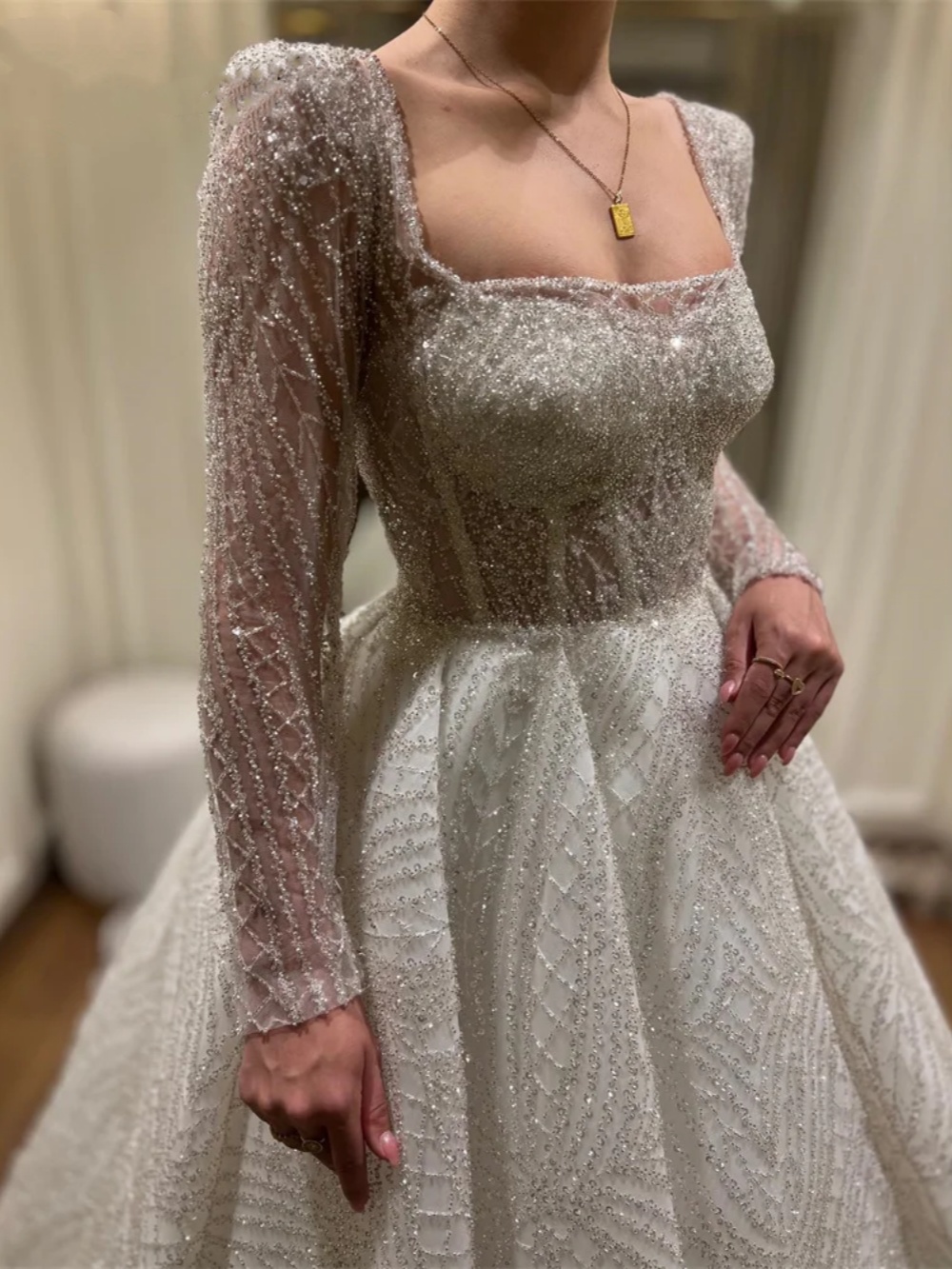 Gorgeous Mermaid Wedding Dresses Square Neck Beading Sequins Bride Dress Luxurious Pleats Sweep Train Bridal Dress Customized