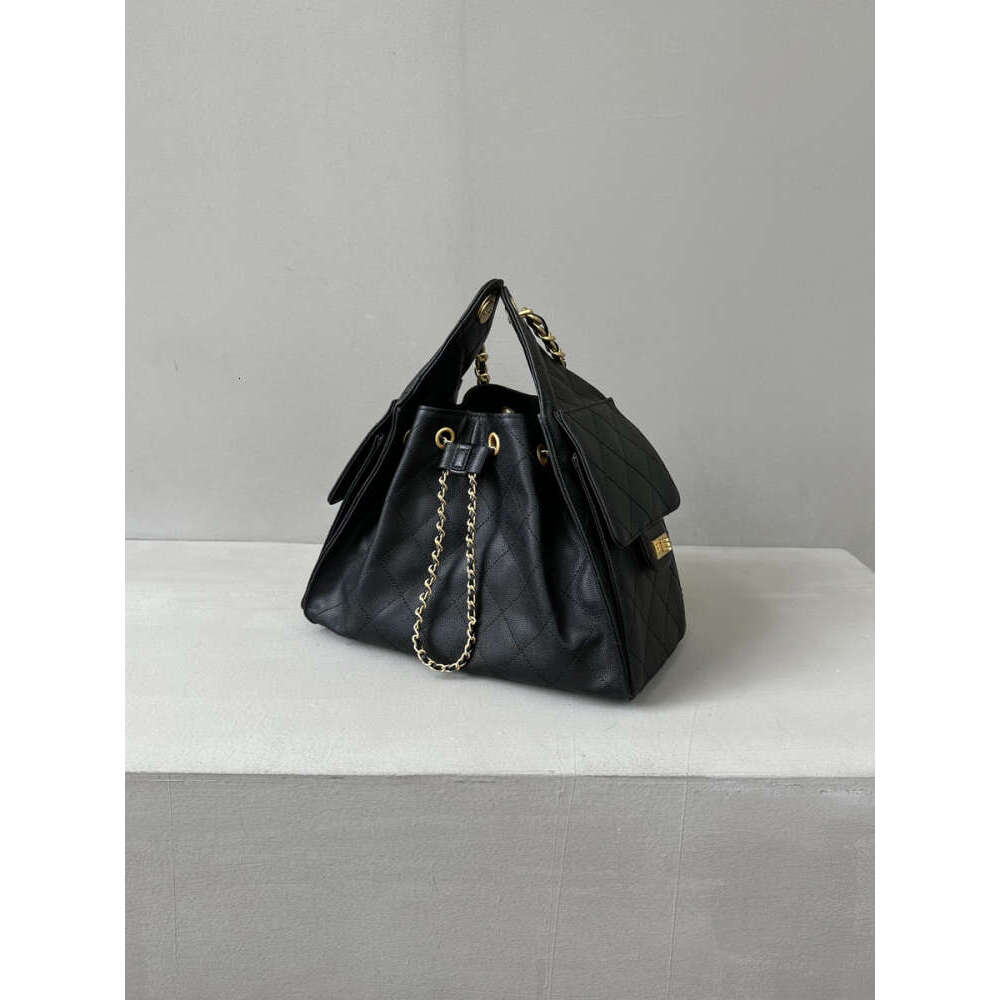 Designer Bag Tote Bag Shoulder Bag Top Layer Oil Wax Cowhide Small Chanel Style Bucket Chain Underarm Large Capacity Tote Pocket Shoulder Crossbody Ba
