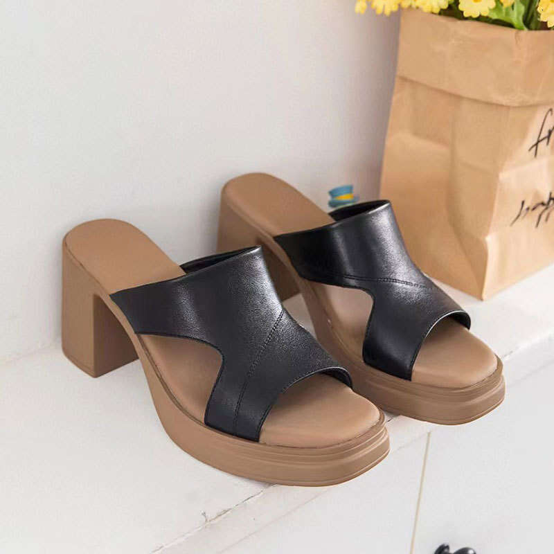2025 New Summer Genuine Leather Fashionable Casual Height Increasing 7CM Peep Toe Sandals Thick Sole High Heel Slippers