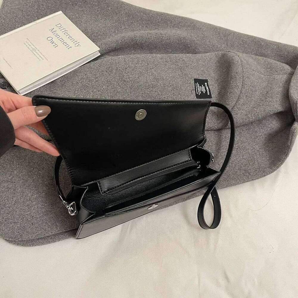 LEFTSIDE Small PU Leather Flap Shoulder Bag for Women 2025Winter New Trend Y2K Handbags and Purses Females Crossbody BagsLuxury bagtote bag