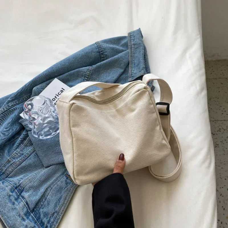 2024 Large-capacity Shoulder Bag New Womens Fashion Simple Commuter Messenger Tote Bag Black Purses and Handbags Y250819