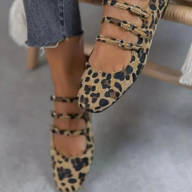 2025 Casual Flat Shoes Three-Row Buckle Horsehair Leopard Print Womens Shoes 250820