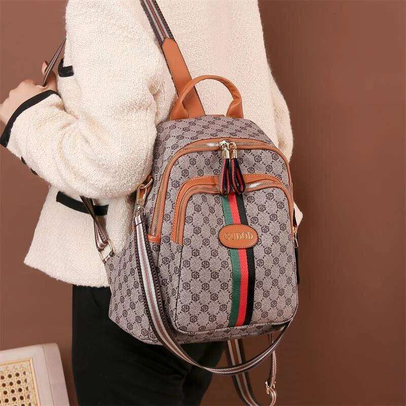 Hot Selling Casual Travel Large Capacity Backpack Fashion Hundreds Of Backpacks Advanced Single Shoulder Bag Schoolbag Designer Bags