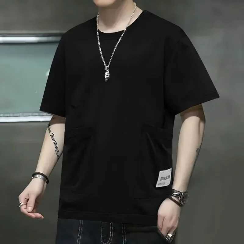 2025 New Mens Multi-pocket Short Sleeve T-shirts Casual Solid Color Round Neck Tshirt Summer Y2K Vintage Streetwear Tee Shirt Y250819