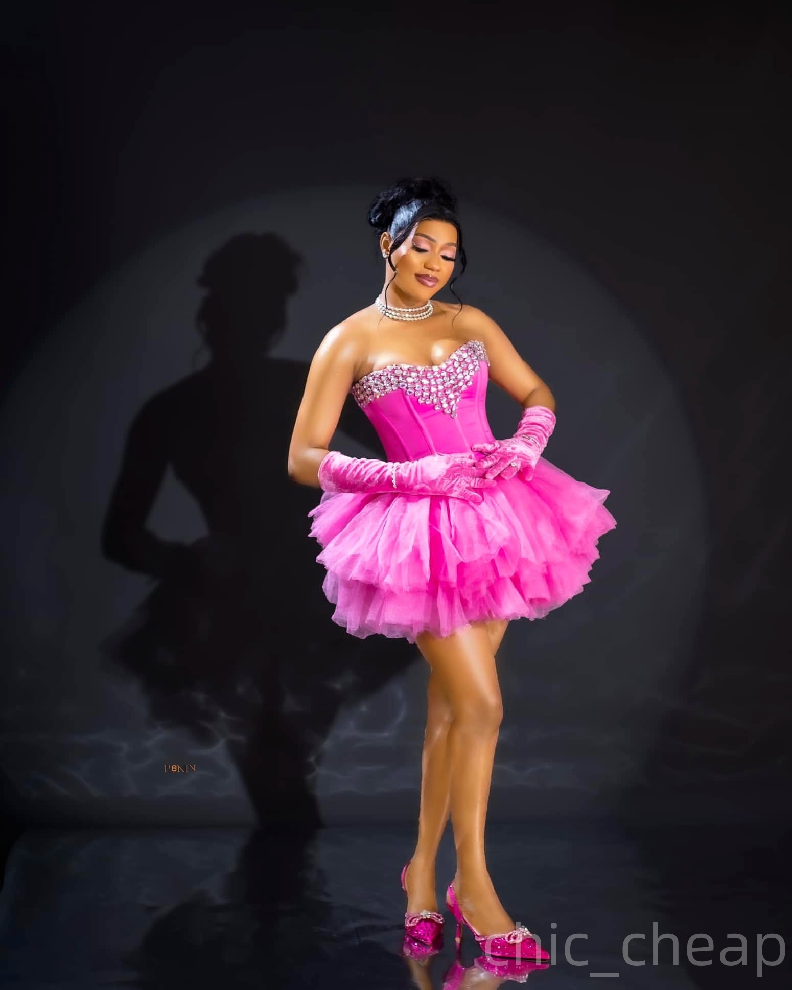 Chic Hot Pink Ball Gown Homecoming Dress Crystals Tulle Sweetheart Short Mini Graduation Cocktail Birthday Dresses For Special Occasions Sweetheart Go