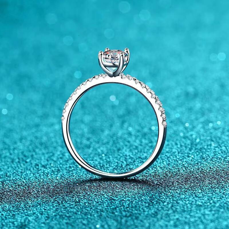 Best Seller 925 Sterling Silver Wedding Band Rhodium Plated Oval 1ct 2ct Classic D Color VVS Moissanite Rings for Women