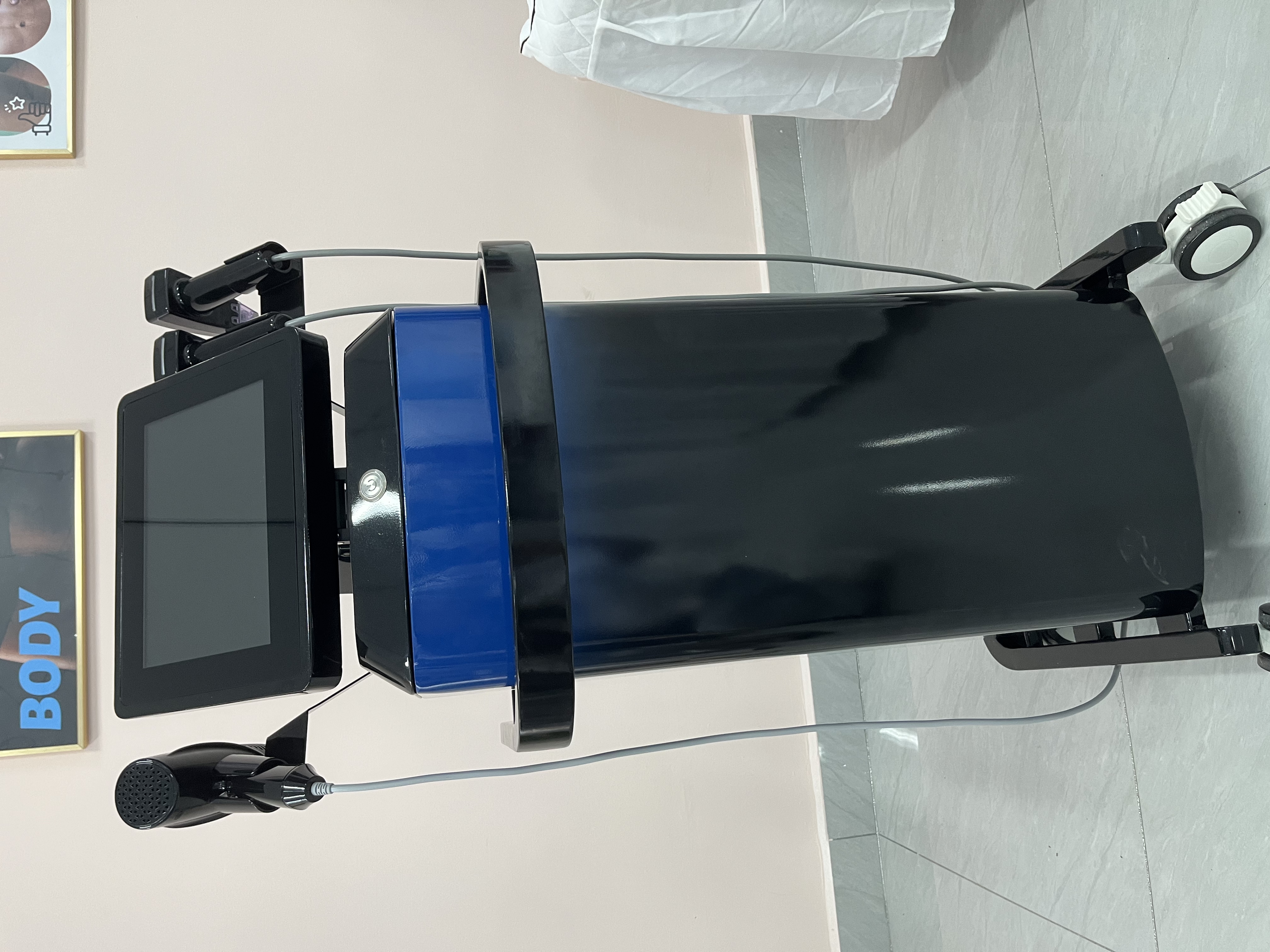 Morpheus 8 Fractional RF Microneedling Machine Skin Tightening Face Lifting Acne Scar Removal Regenerative Repair Beauty Spa Salon Equipment