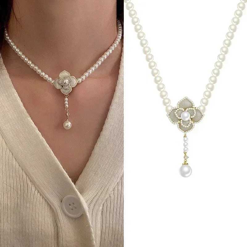 French Retro Pearl Flower Jewelry Set for Women Elegant Temperament Pearl Necklace Earrings Ring Fashion Choker Wedding Jewelry G250820
