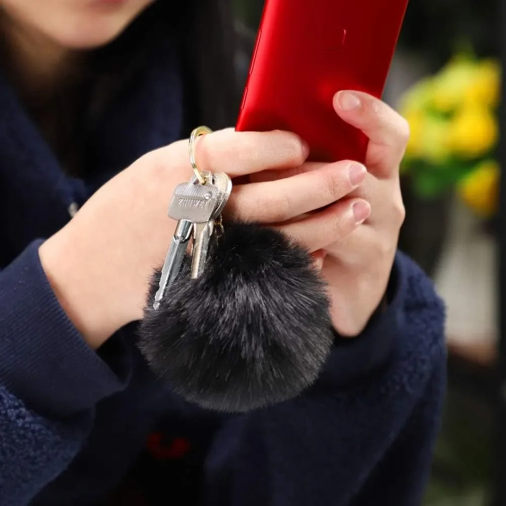 Fluffy Fur Hair Ball Keychain Soft Faux Rabbit Car Keyring Pompom Key Chains holder Women Bag Pendant Jewelry Gifts 250811