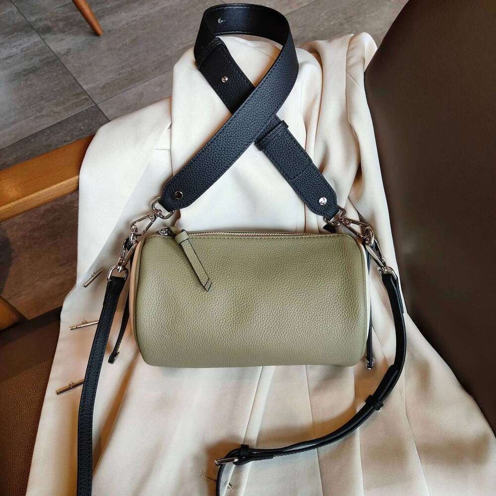 Designer Bags 2025 New Genuine Leather Women Cylinder Underarm Designer Ladies Shoulder Crossbody High Quality Bamboo Bag For Woman Luxury Bag